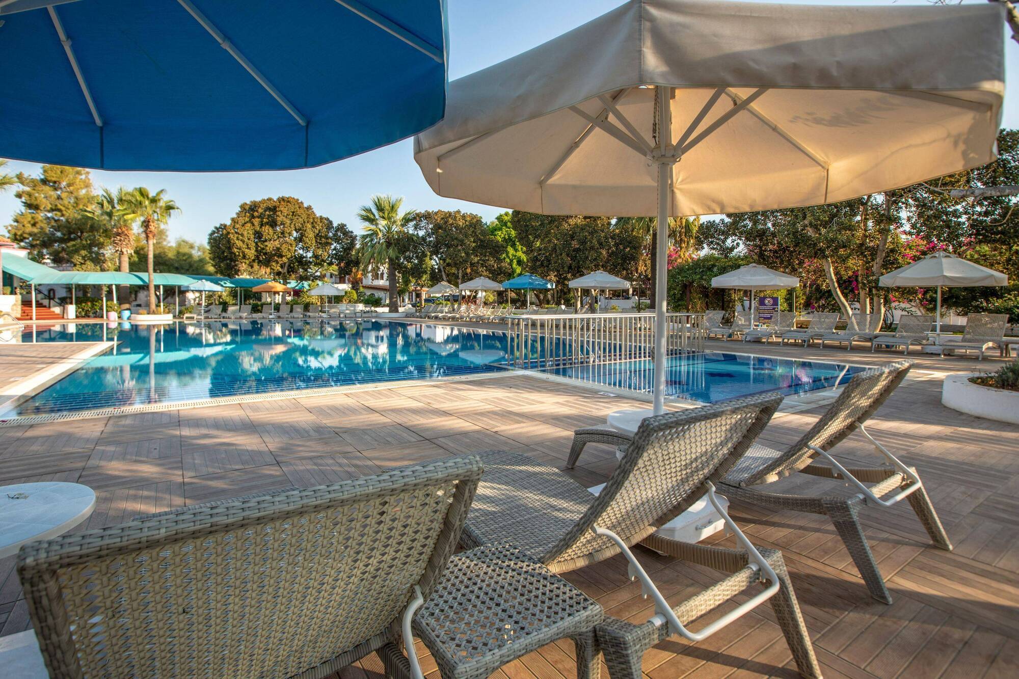 Merit Cyprus Gardens Holiday ファマグスタ エクステリア 写真