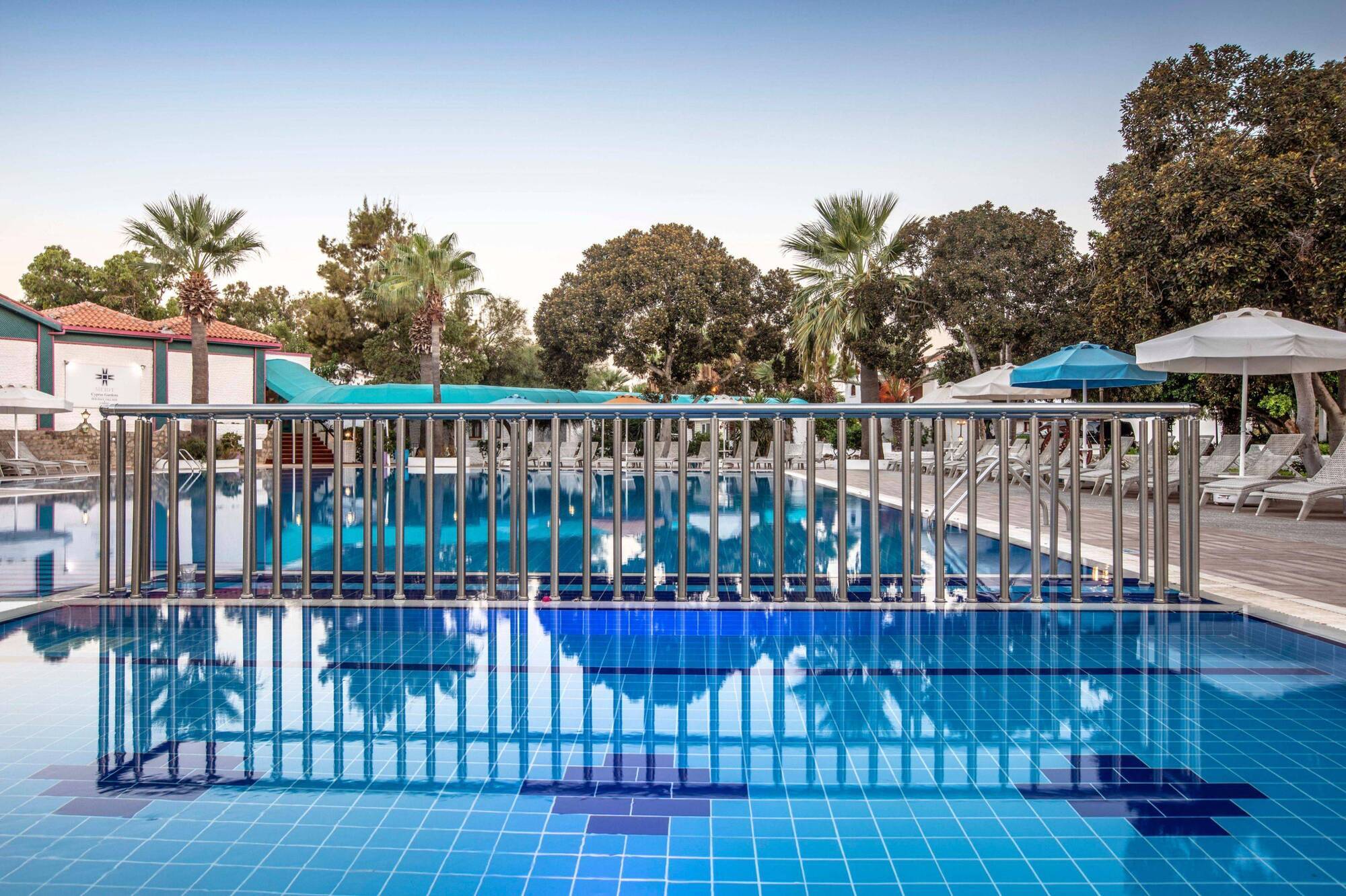 Merit Cyprus Gardens Holiday ファマグスタ エクステリア 写真